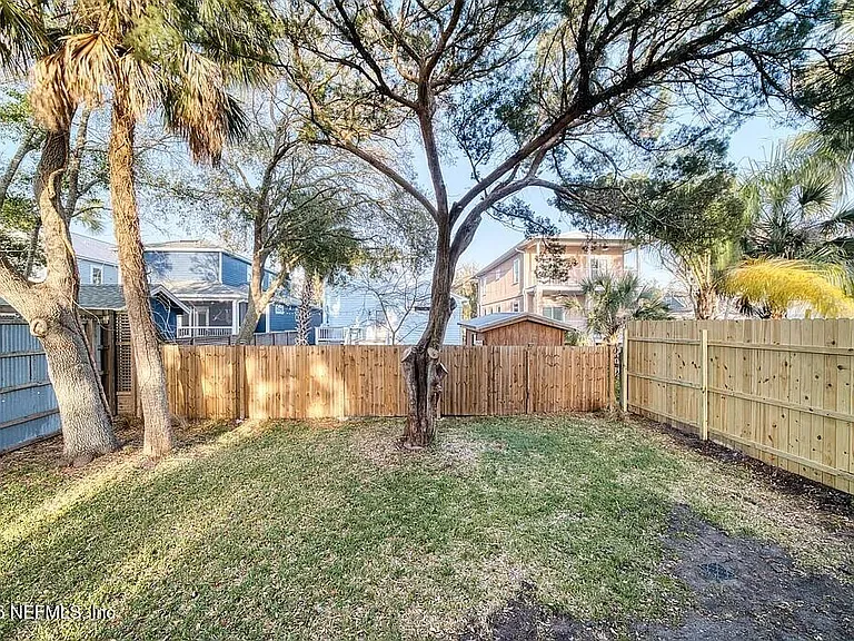 259 Riberia St #A — Photo 17