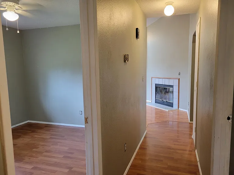 5113 SW 195th Pl — Photo 10