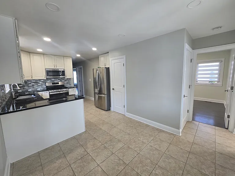 4721 N Newland Ave — Photo 10