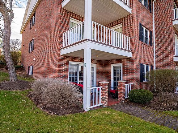 4th image of 18 W Terrace Ave APT 6