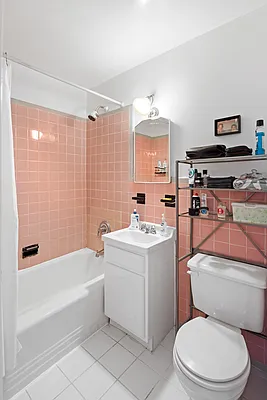 Rented by Compass | media 9