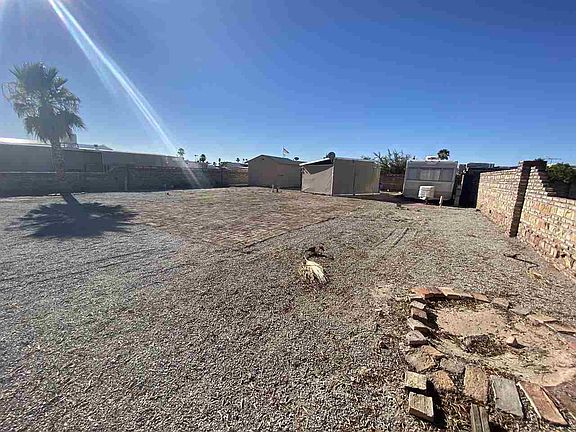 5th image of 13584 E 47th Dr