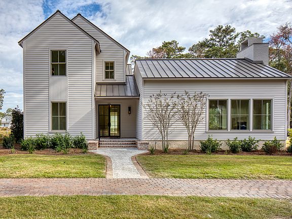 2nd image of 221 Vinson Rd
