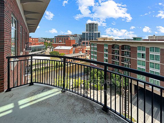 4th image of 201 Riverplace Way #804