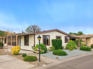 333 Mountain View Dr UNIT 68, Talent, OR 97540