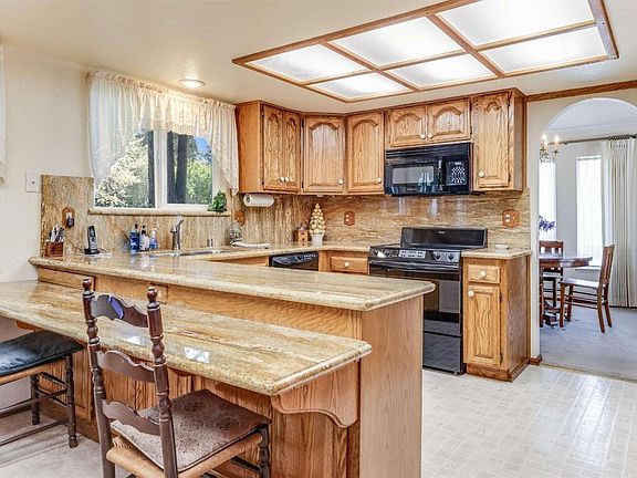 2nd image of 6054 Donna Court