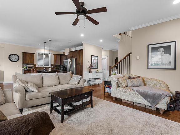 3rd image of 46426 Mullins Rd #3