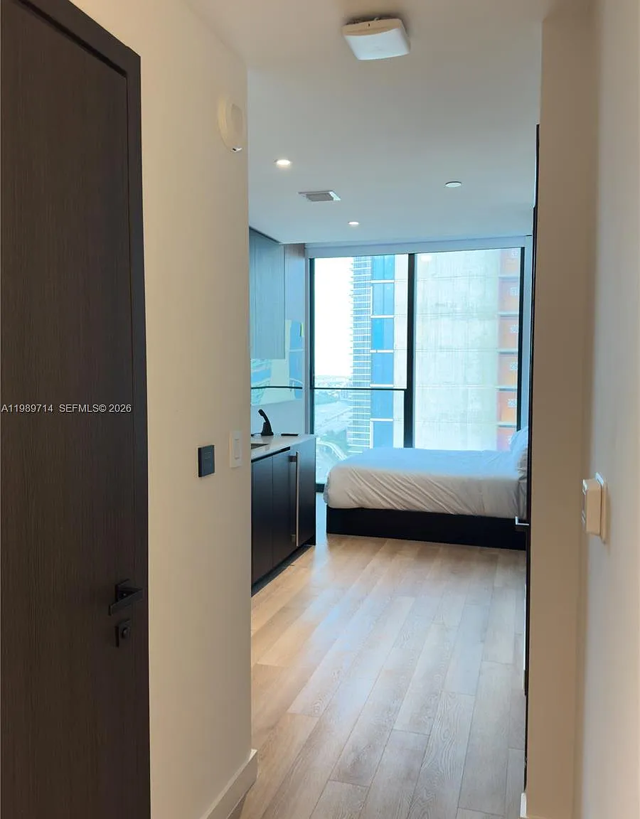 Studio, 1.0 bath, 275 sqft, $3,500 — Photo 4
