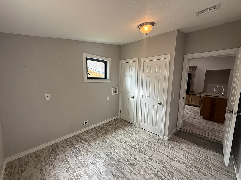 904 E Comanche St — Photo 9