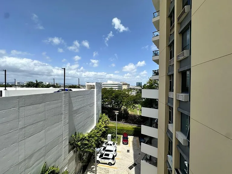 120 Ave Carlos Chardon, Quantum Metrocenter Apto 6 — Photo 16