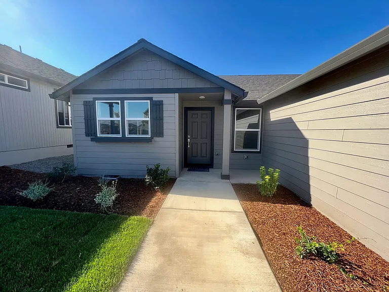 3668 Ford Dr — Photo 3