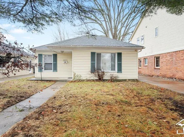 24431 Carlysle St, Dearborn, MI 48124