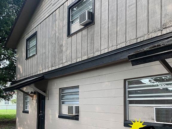 2nd image of 708 Georgia St #3