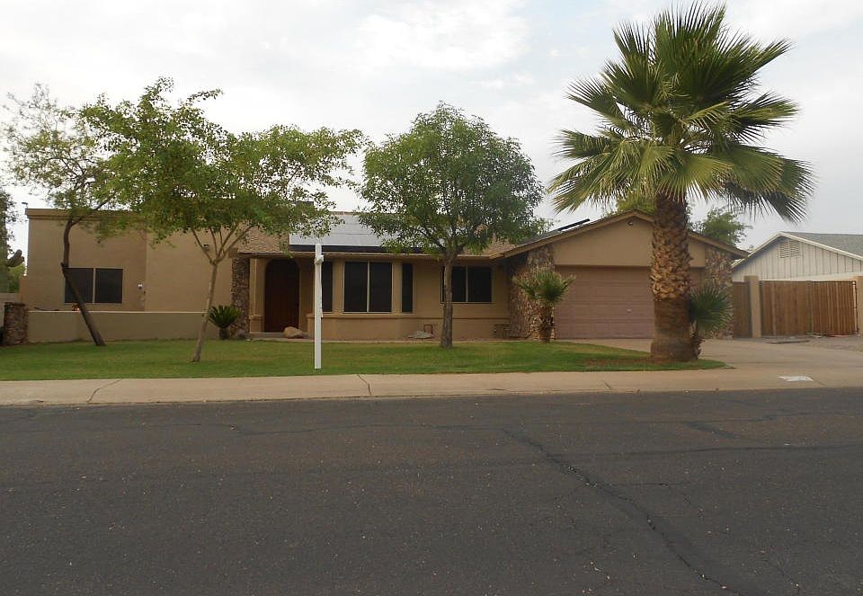 1st image of 9226 E Laurel Ln