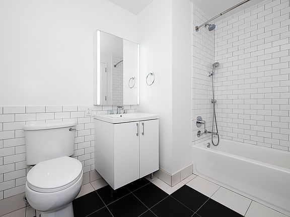 5th image of 70 Pine St APT 2406