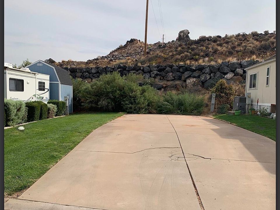 2nd image of 63 Cinder St