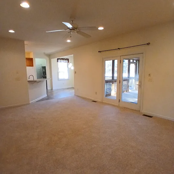 18 Greystone Dr — Photo 15