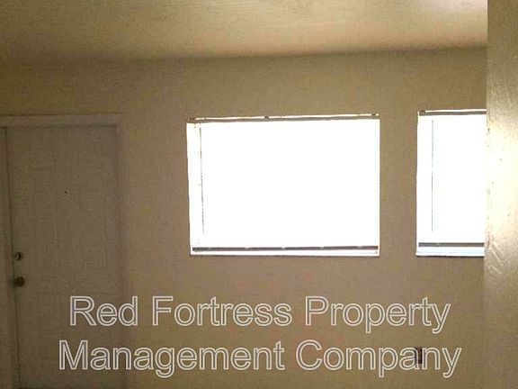 4th image of 2510 Central Ave APT 9