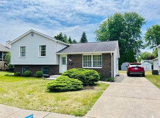 1631 Fredericks Dr, Monroe, MI 48162