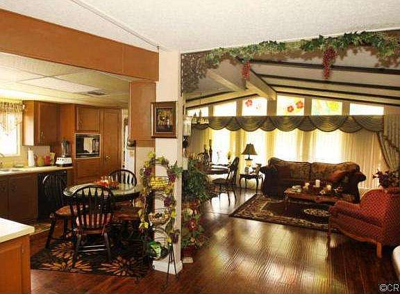3rd image of 1210 Carlotta Dr