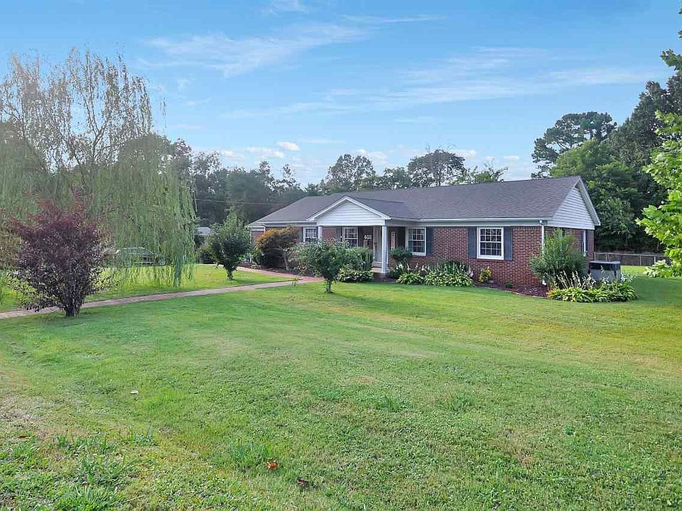 1st image of 402 West Campsite Dr