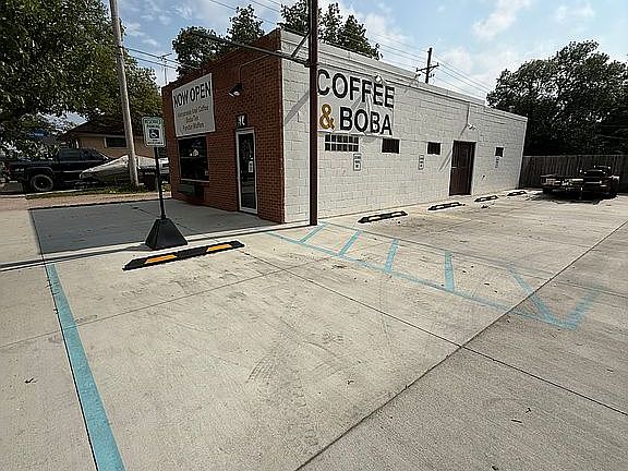 5th image of 622 N Eddy St