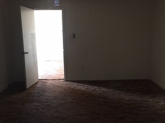 Additional Living Room