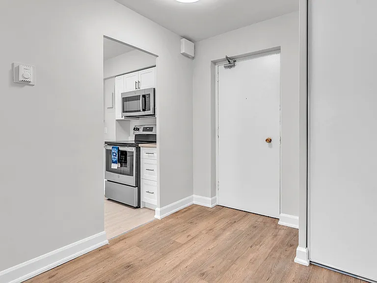 800 Castell Rd — Photo 8