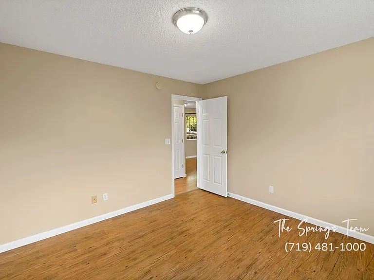5833 Bow River Dr — Photo 21
