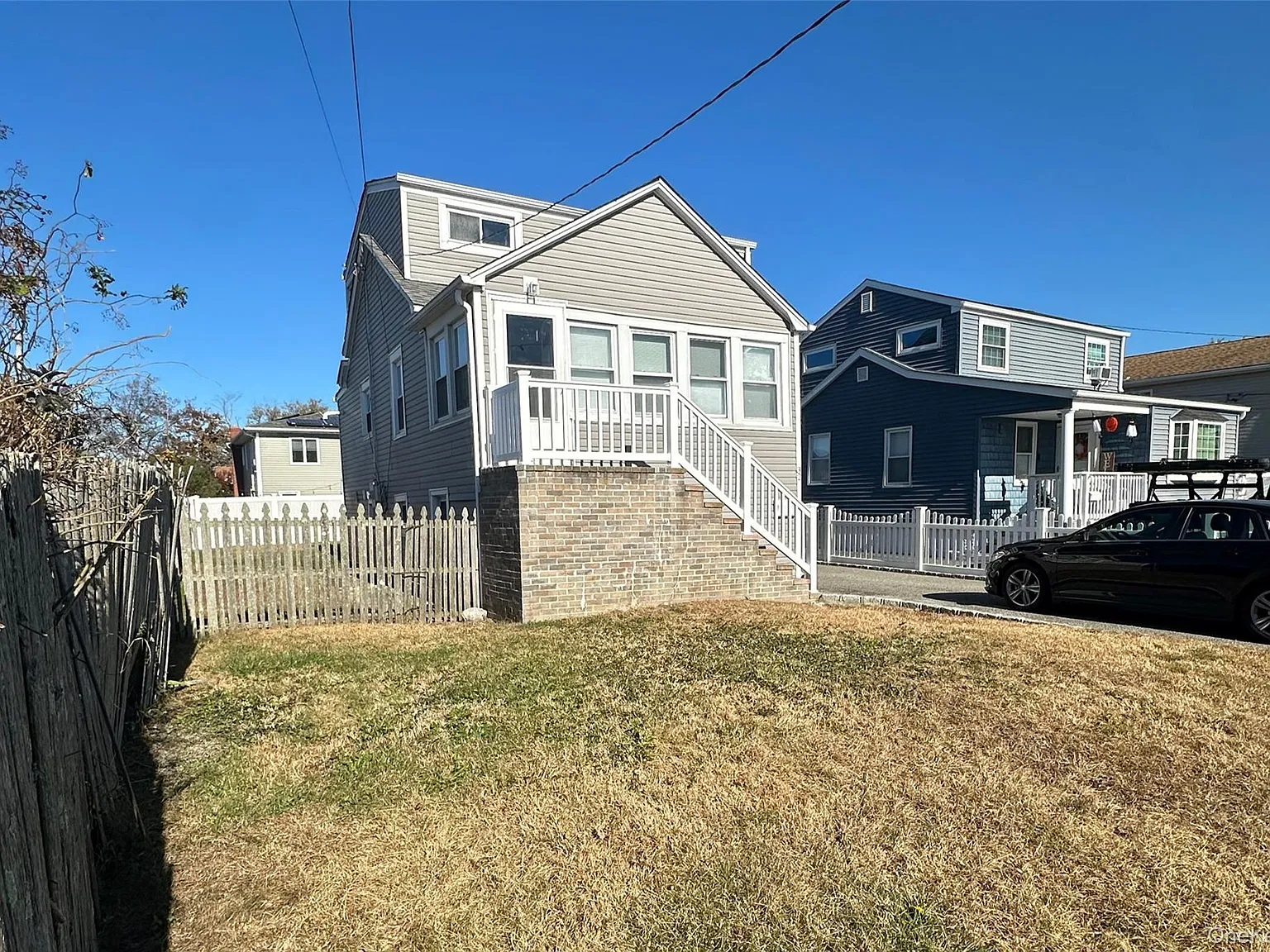 3 bed, 1.5 bath, 975 sqft, $3,200 — Photo 2