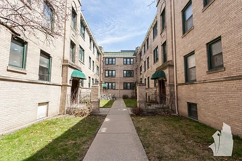 4837-4845 N Wolcott Ave Photo 1