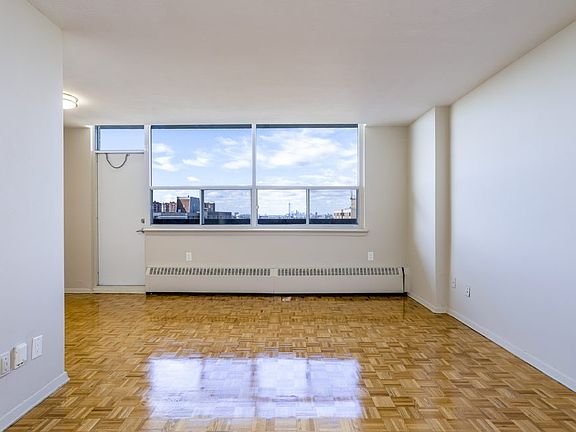 4th image of 30 Gilder Dr #1502873