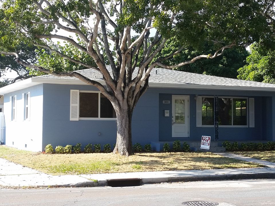 1st image of 301 N Palmway