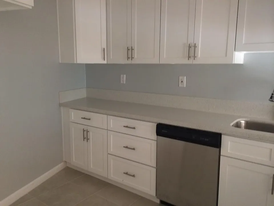 10810 Massachusetts Ave #1