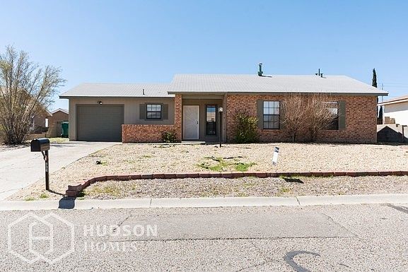 Hudson Homes Management-Front of home