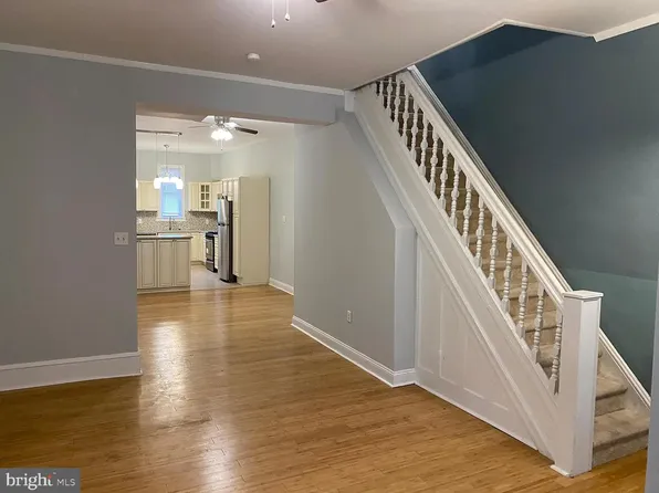 5749 Market St, Philadelphia, PA 19139