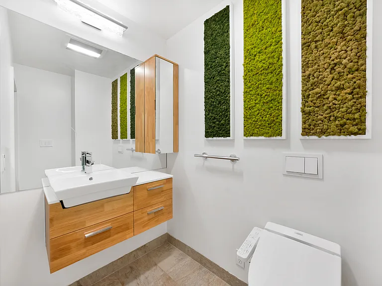 521 W 47th St #4D — Photo 18