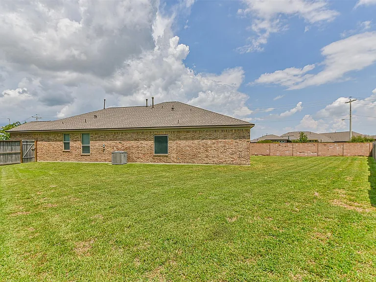 12617 White Cove Dr — Photo 43
