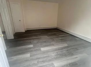 303 Van Pelt Ave, Staten Island, NY 10303