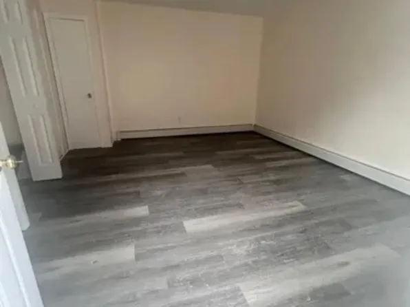 303 Van Pelt Ave, Staten Island, NY