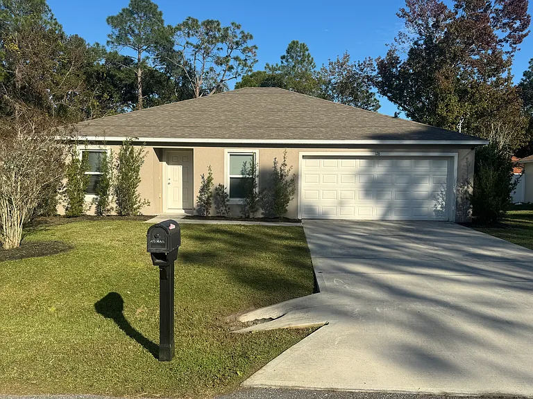 176 Pine Grove Dr — Photo 1