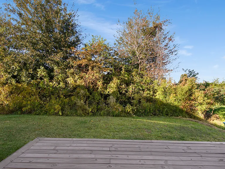 408 Raven Ln — Photo 30