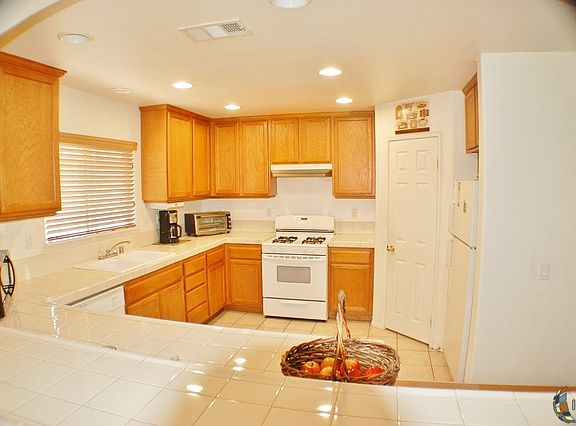 3rd image of 231 Cozumel Dr