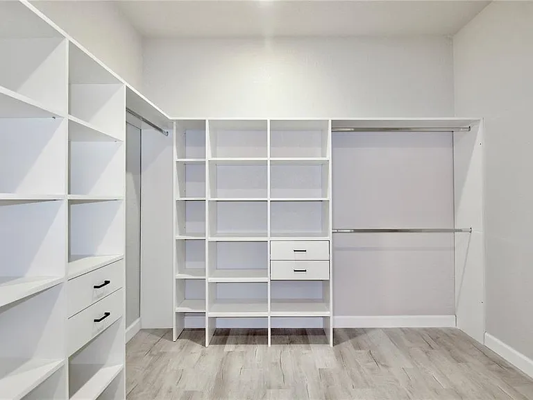 3908 Garienda Ave — Photo 19