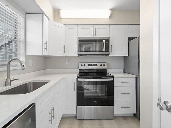5th image of 1360 NE 27th Ter W #2
