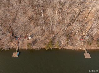 607 E Gray Friar Dr, Lake Sherwood, MO 63357