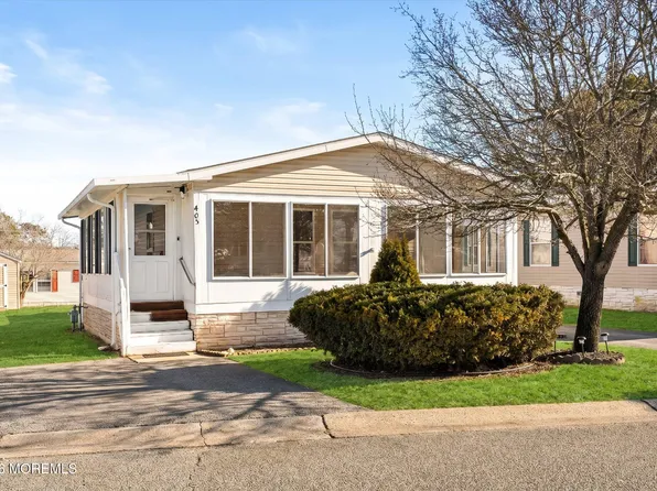 405 Maplehurst Court, Manchester, NJ 08759