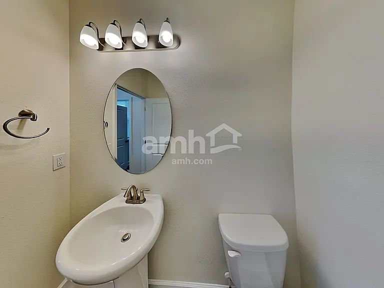 140 Windsong Acres Rd — Photo 8