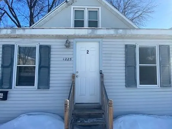 1225-11 1/2 St N, Fargo, ND