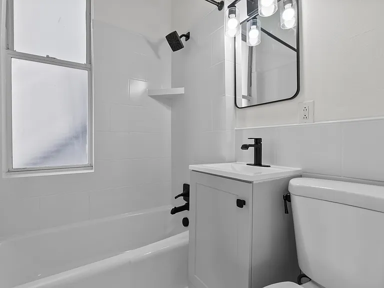 346 Fairfax Ave #1 — Photo 6